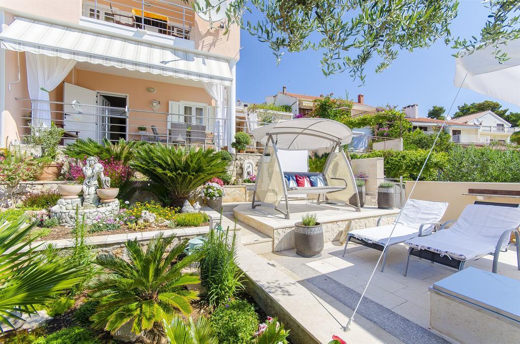 Apartments Nives Trogir Exteriér fotografie